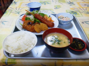 福岡県警中央警察署食堂