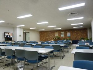 福岡県警察本部　食堂　フロア
