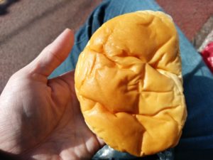 bread　赤坂　クリームパン