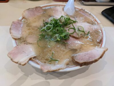 長浜ラーメン 一龍亭　県庁　チャーシュー麺