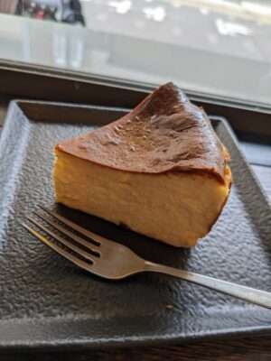 サンディッシュ　美野島　バスクチーズケーキ