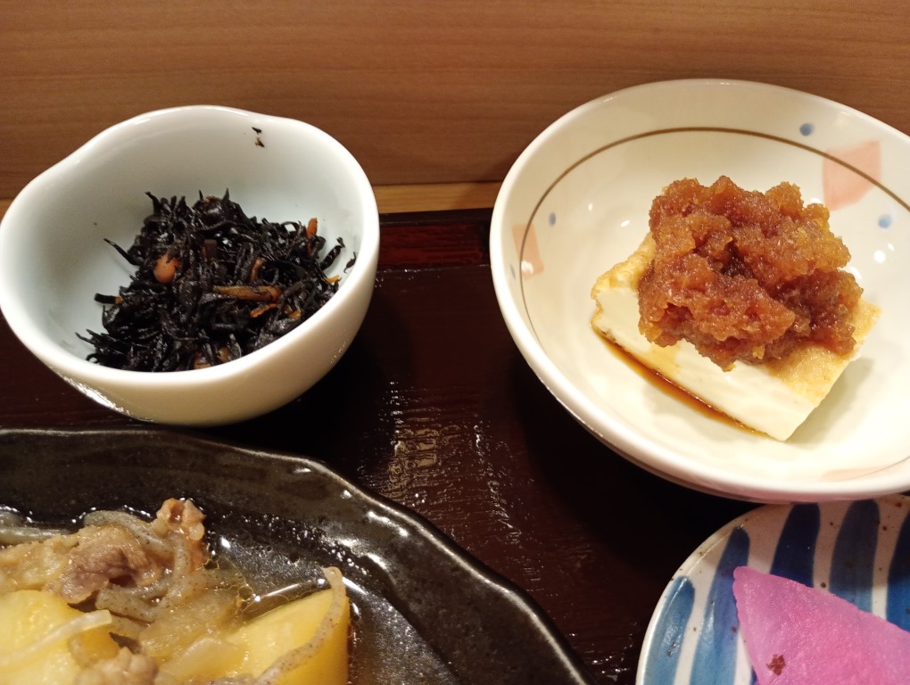 地下食堂なにとぞ 渡辺通り サンセルコ 小鉢