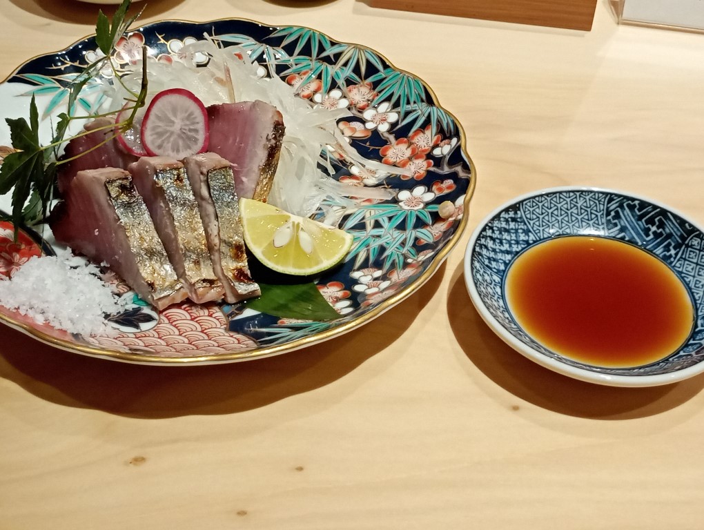 鮨ト和食 いちり 博多駅筑紫口 鰹炭焼き