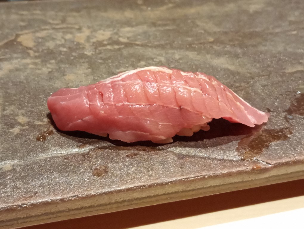 鮨ト和食 いちり 博多駅筑紫口 中トロ