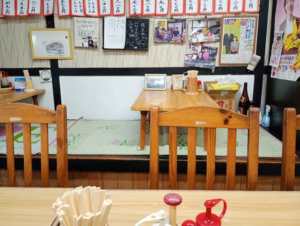 當仁うどん 唐人町 メニュー 小上がり