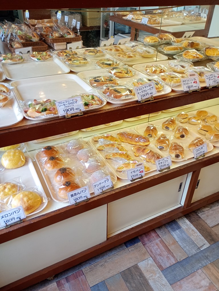 フレッシュベーカリーASOU 志免 あんぱん ピザ