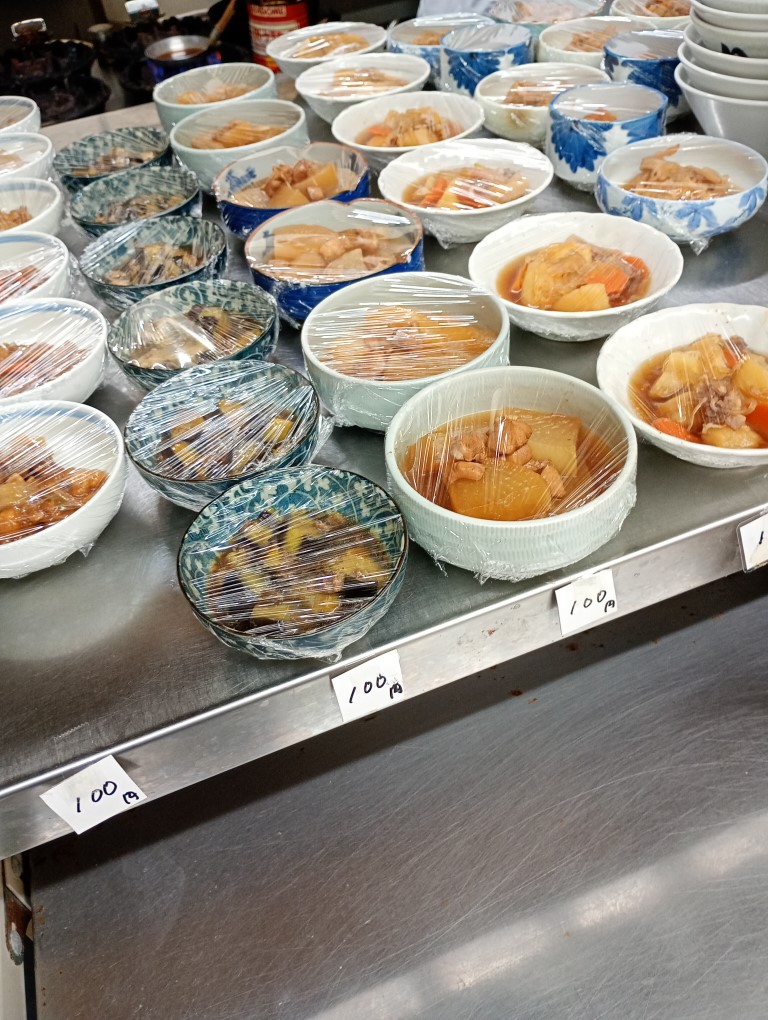 早良警察署 藤崎 食堂内 お惣菜