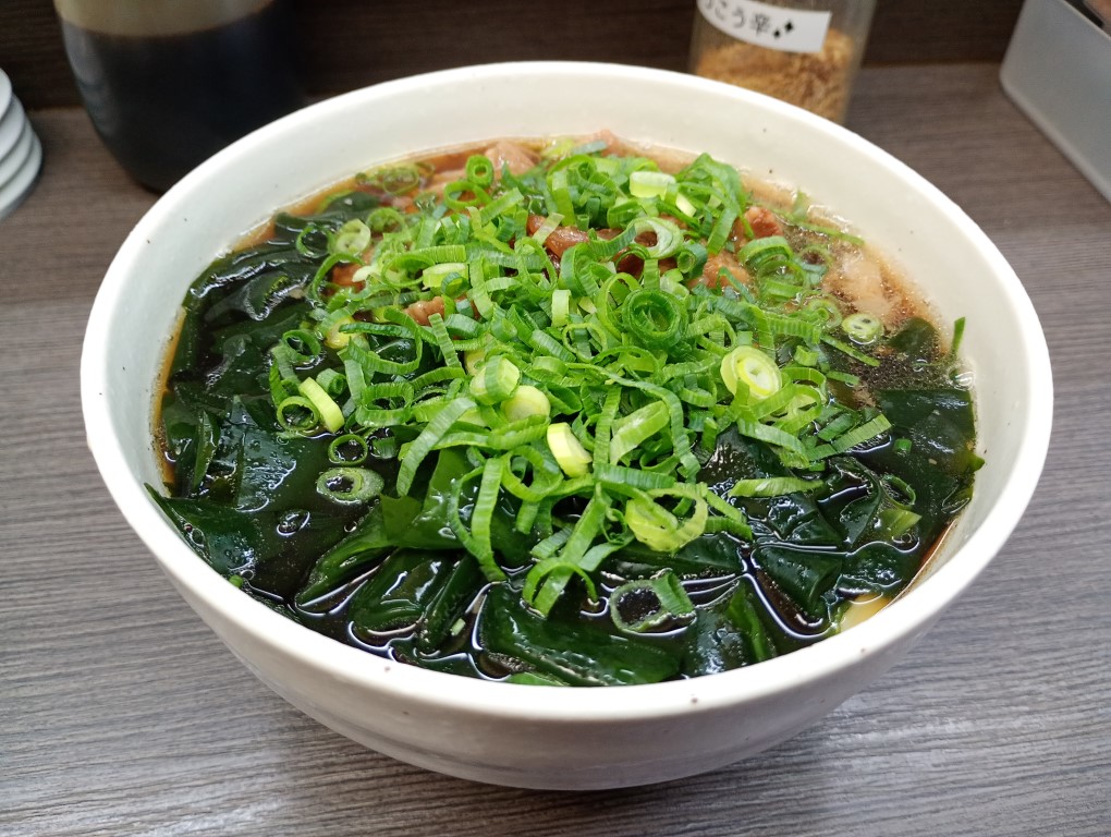 小倉 北方 手打ちうどん 山ちゃん 肉うどん わかめ