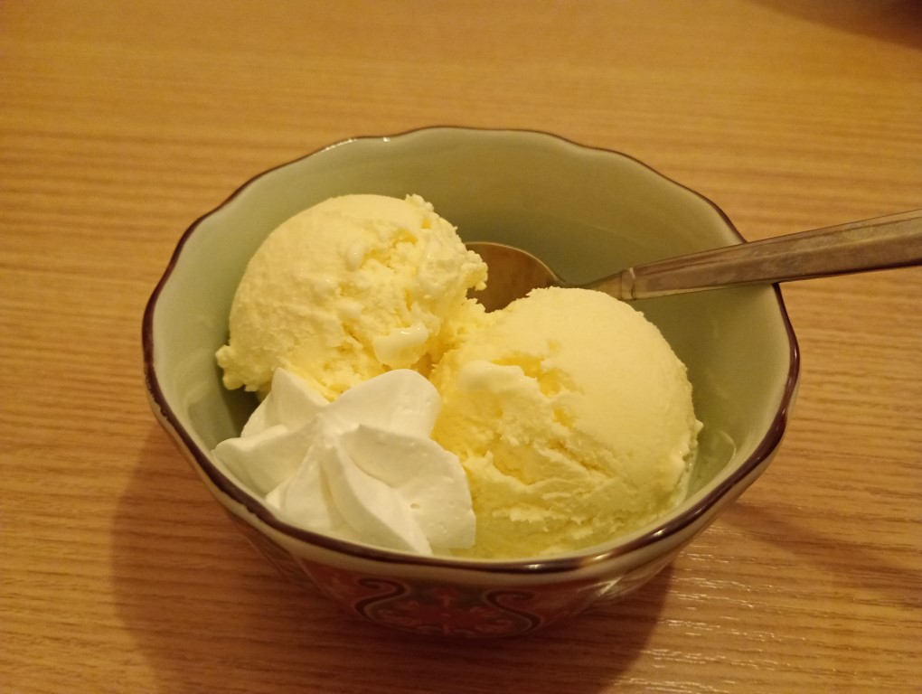 だし劇場 ○△□ 小倉駅前店 バニラアイス