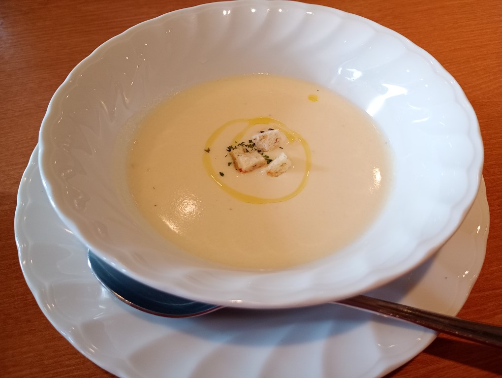 オリーブ室見店　スープ