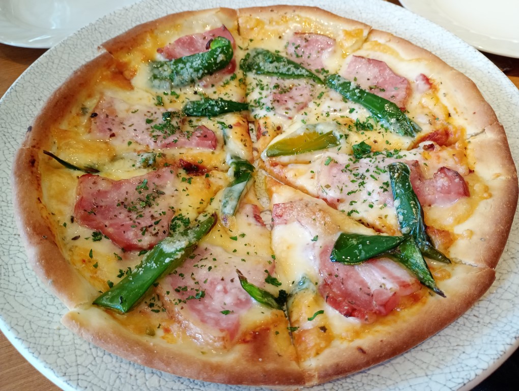 オリーブ室見店　ピザ