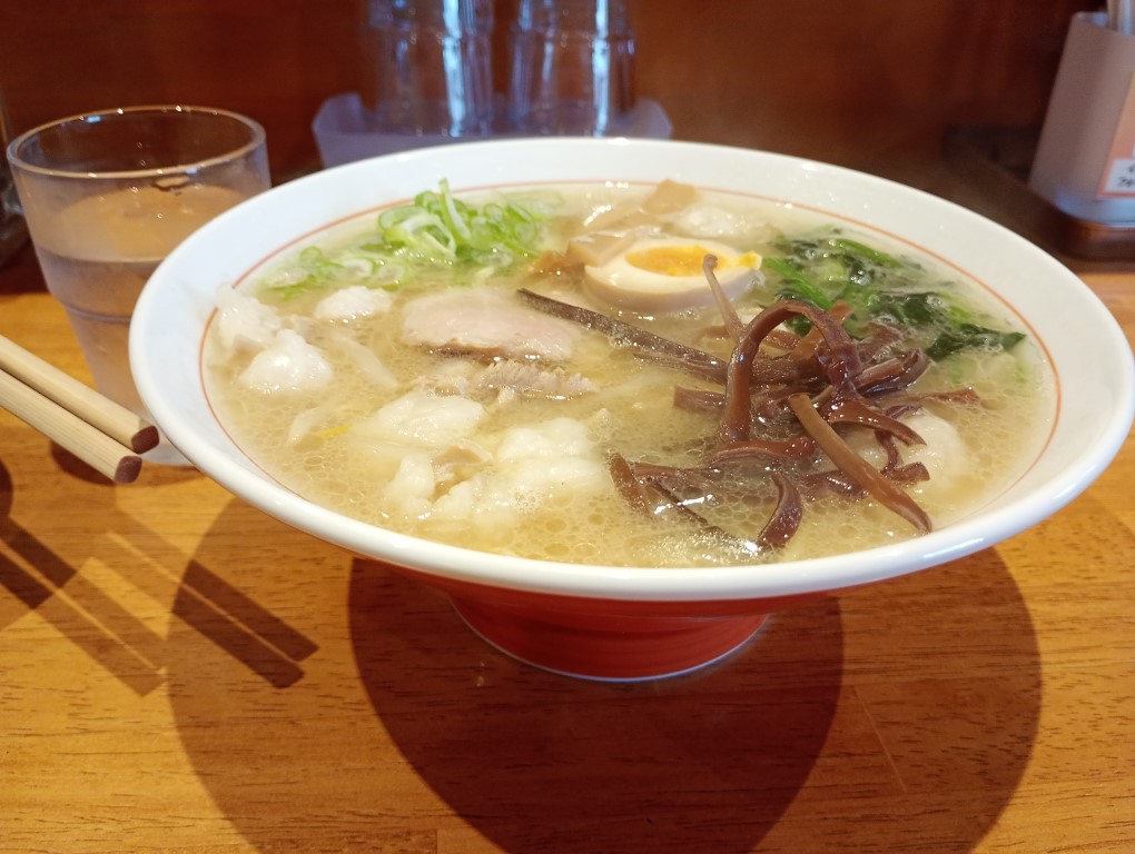 ラーメン昭和　千早　若宮　ホルモンラーメン