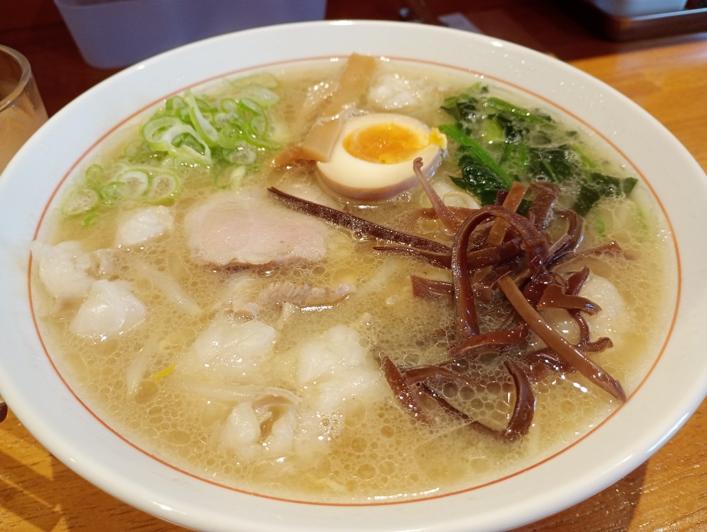 ラーメン昭和　千早　若宮　ホルモンラーメン