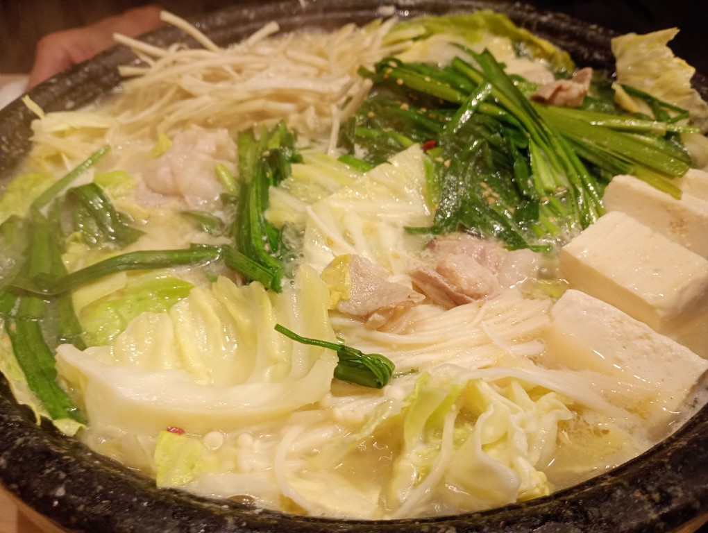 博多もつ鍋 いっとく家 キャナルシティ博多前店　もつ鍋出来上がり