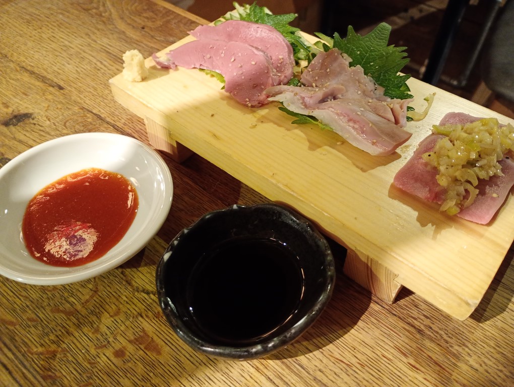 大衆ホルモン肉力屋 天神今泉店　もつ刺し