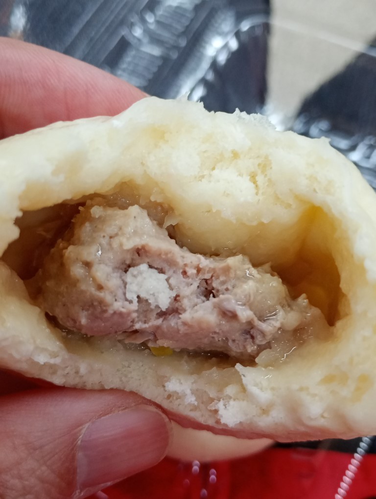 中国惣菜 千里　唐人町　肉まん