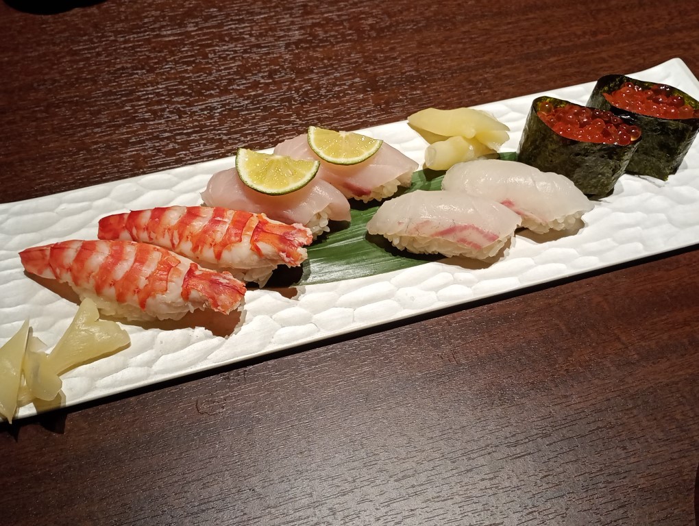おもてなし いろり寿し　博多駅　鮨