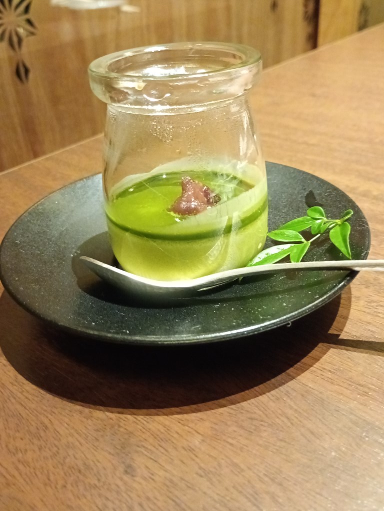 おもてなし いろり寿し　博多駅　抹茶プリン