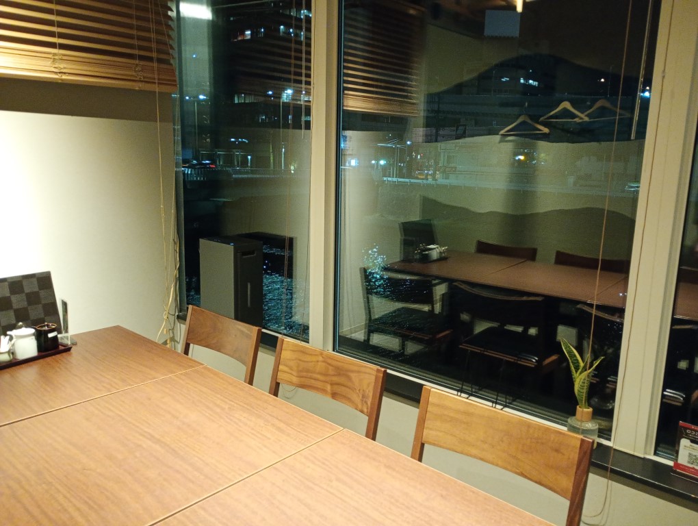 おもてなし いろり寿し　博多駅　眺め