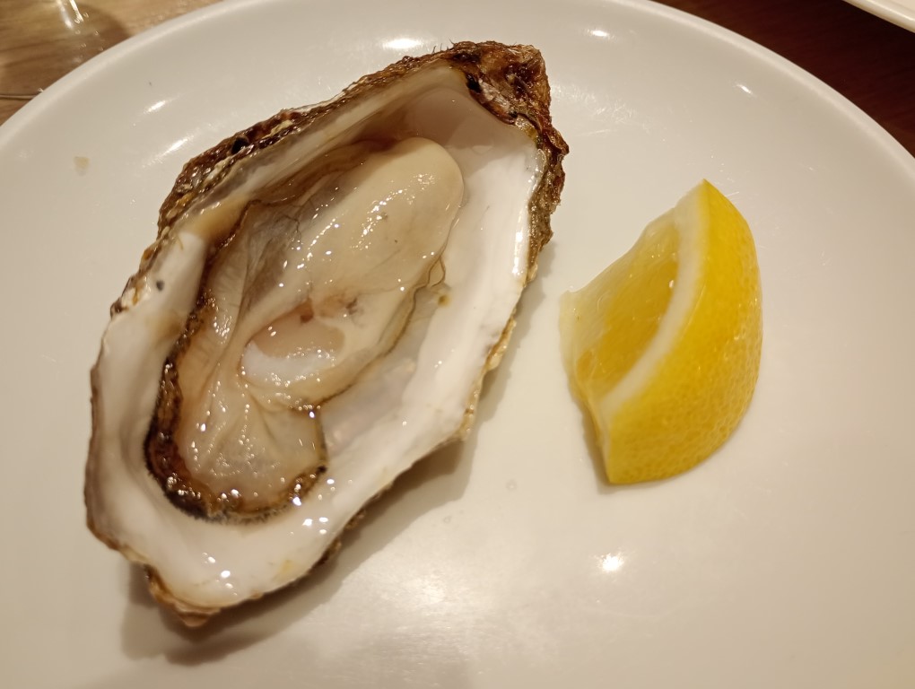 MICHI FISH&OYSTER 天神大名店　生牡蠣
