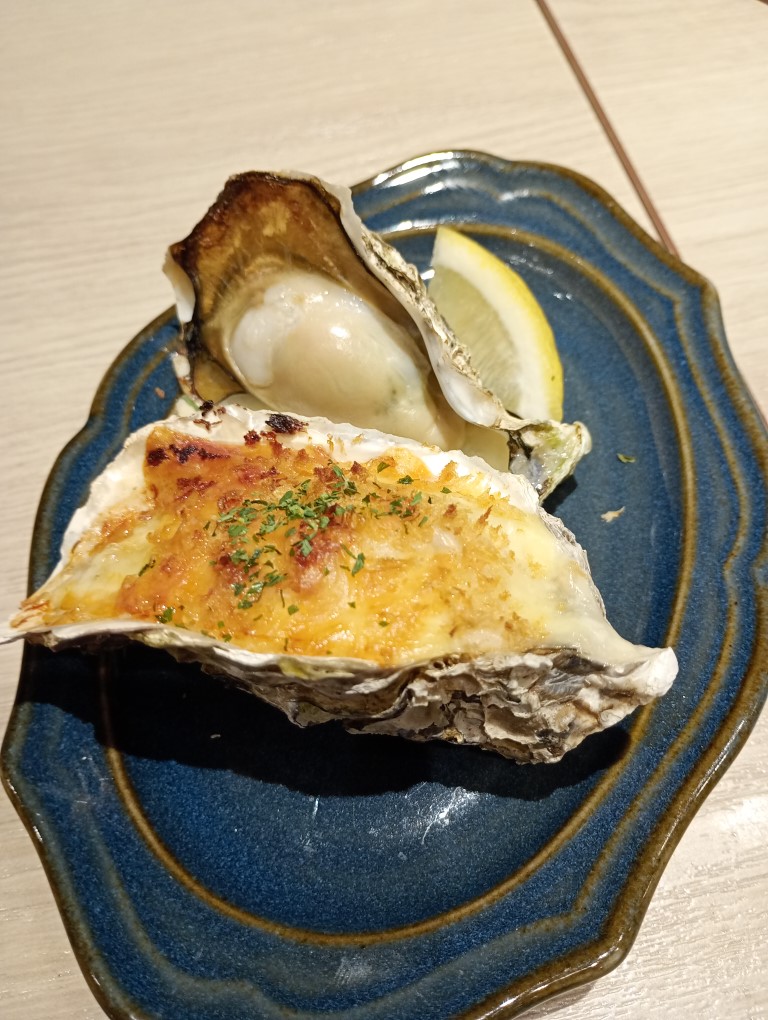 MICHI FISH&OYSTER 天神大名店　牡蠣グラタン　焼き牡蠣