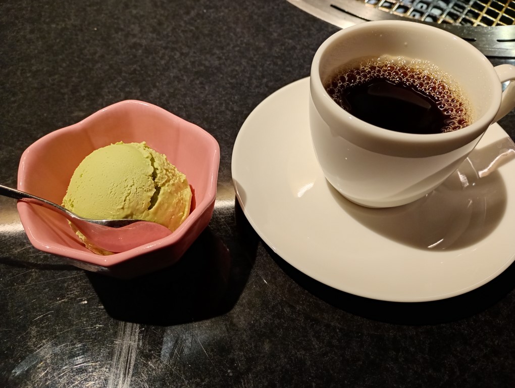 焼肉かくら 西中洲店 抹茶アイス コーヒー