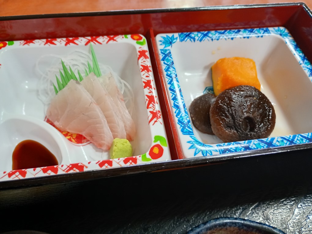 吉野ヶ里温泉 卑弥呼乃湯　上峰　刺身