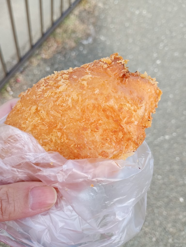 フレンド本店若宮店 千早 カレーパン