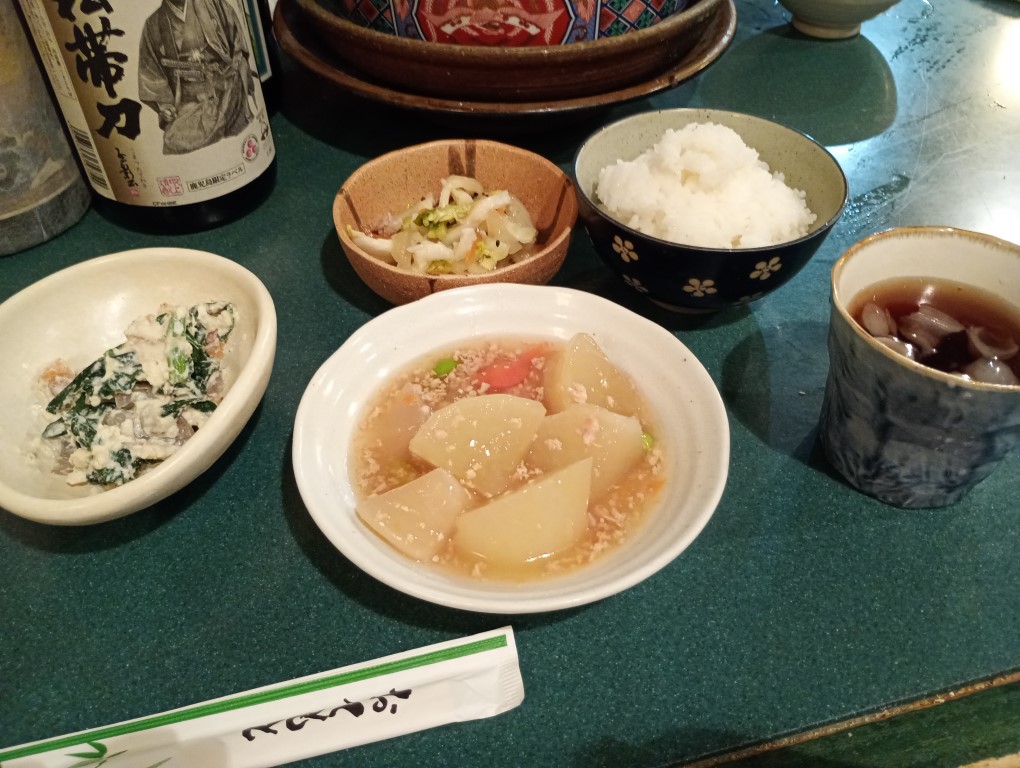 ななつの鐘　サンセルコ　渡辺通り　ランチ　小鉢