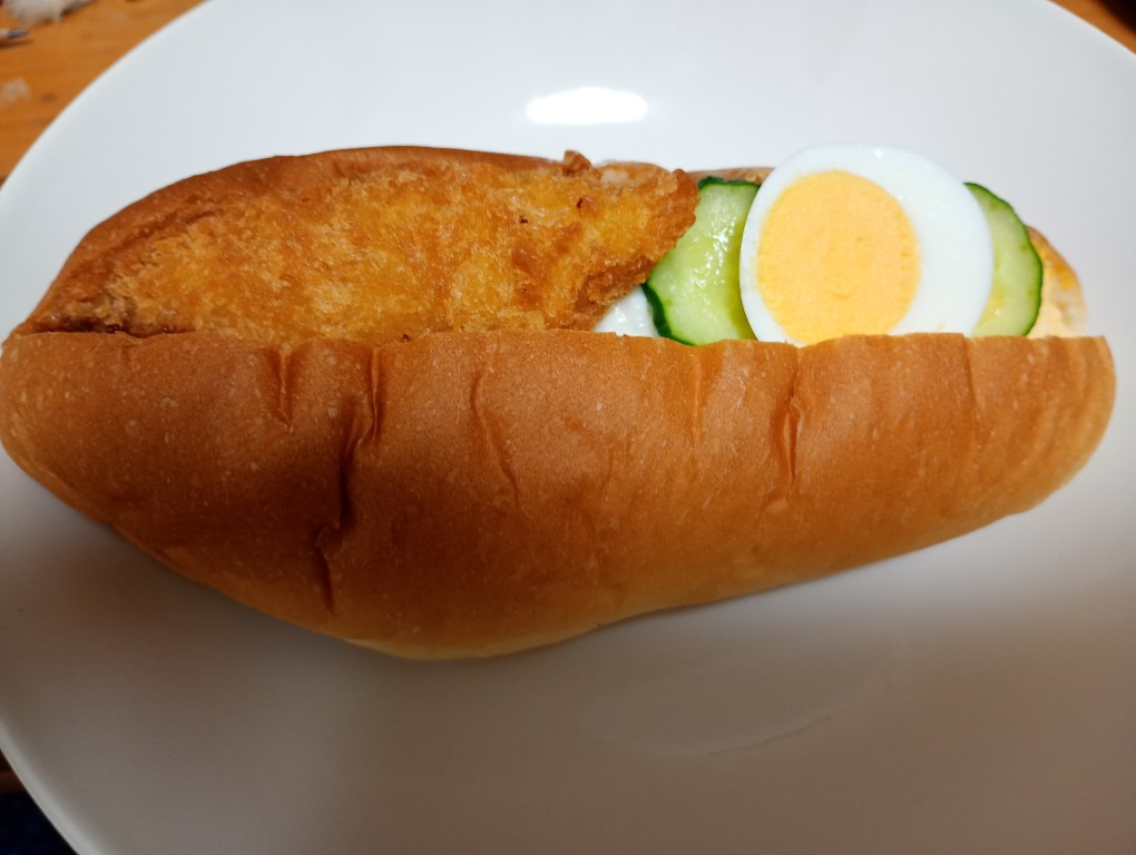 博多区　住吉　パン　だるま堂　コッペパン