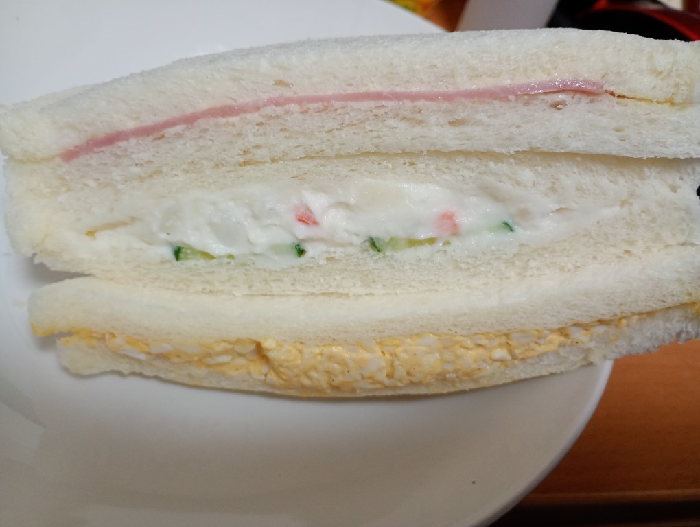 博多区　住吉　パン　だるま堂　サンドウィッチ