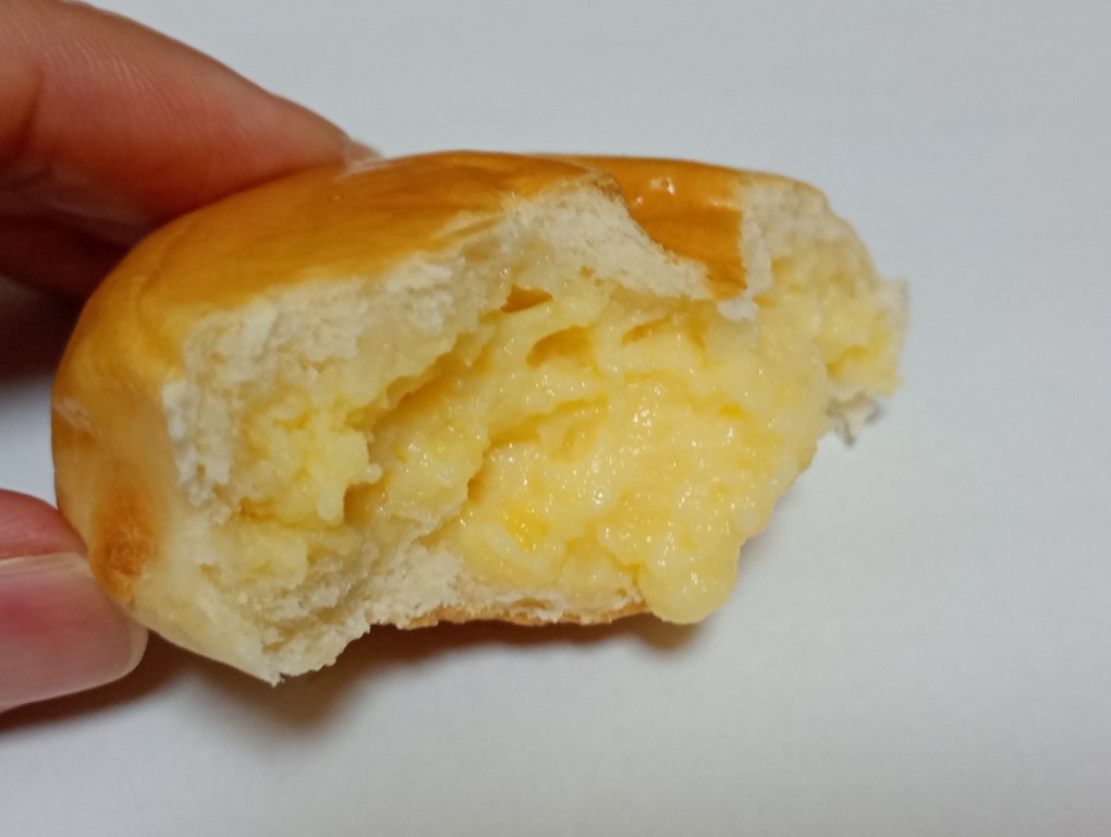 太宰府　都府楼前　ベーカーショップ田島　クリーム