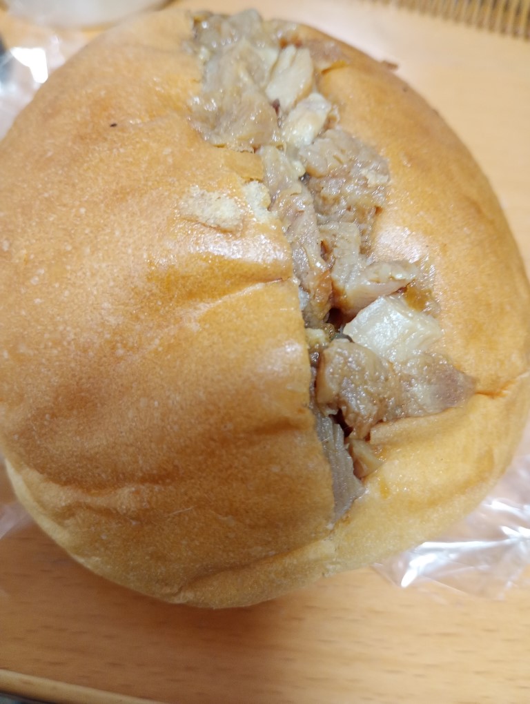 ロバのパン　照り焼きチキン
