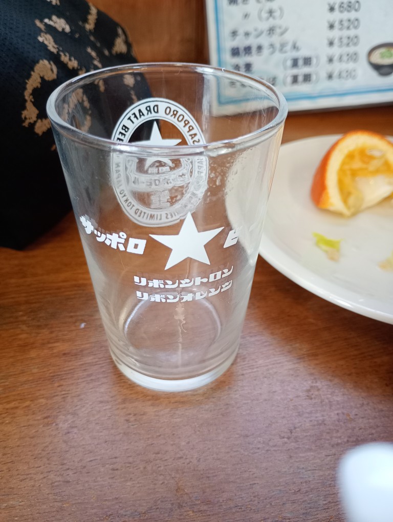 中津　うろこ食堂　グラス