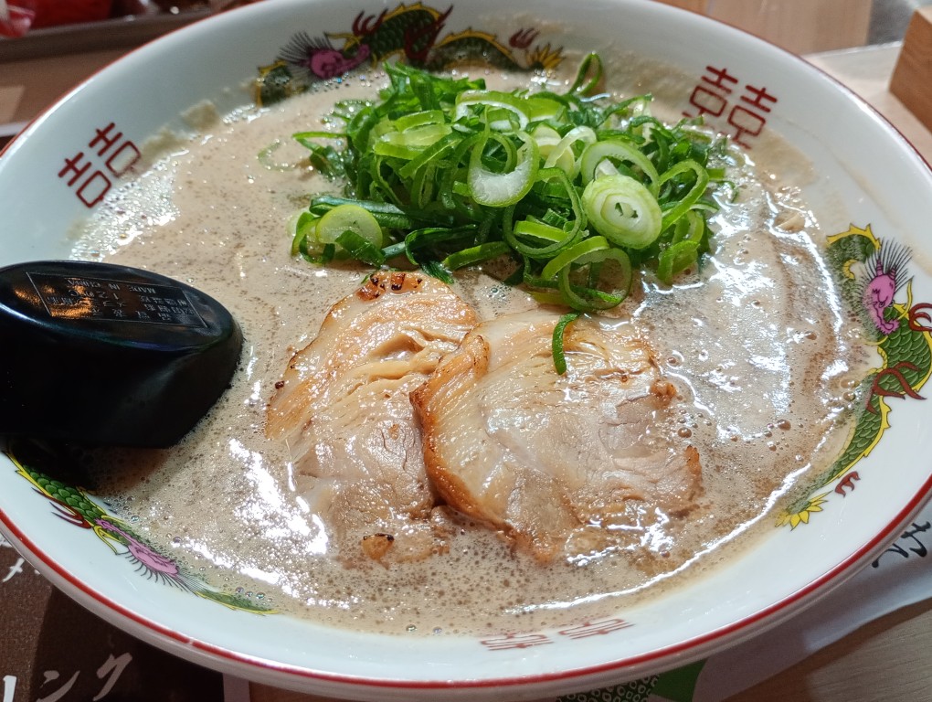 天龍ラーメン　春吉　ラーメン