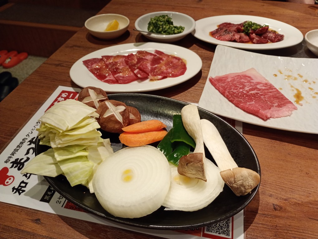 和牛卸直営焼肉 タンとハラミ まっちゃん　野菜
