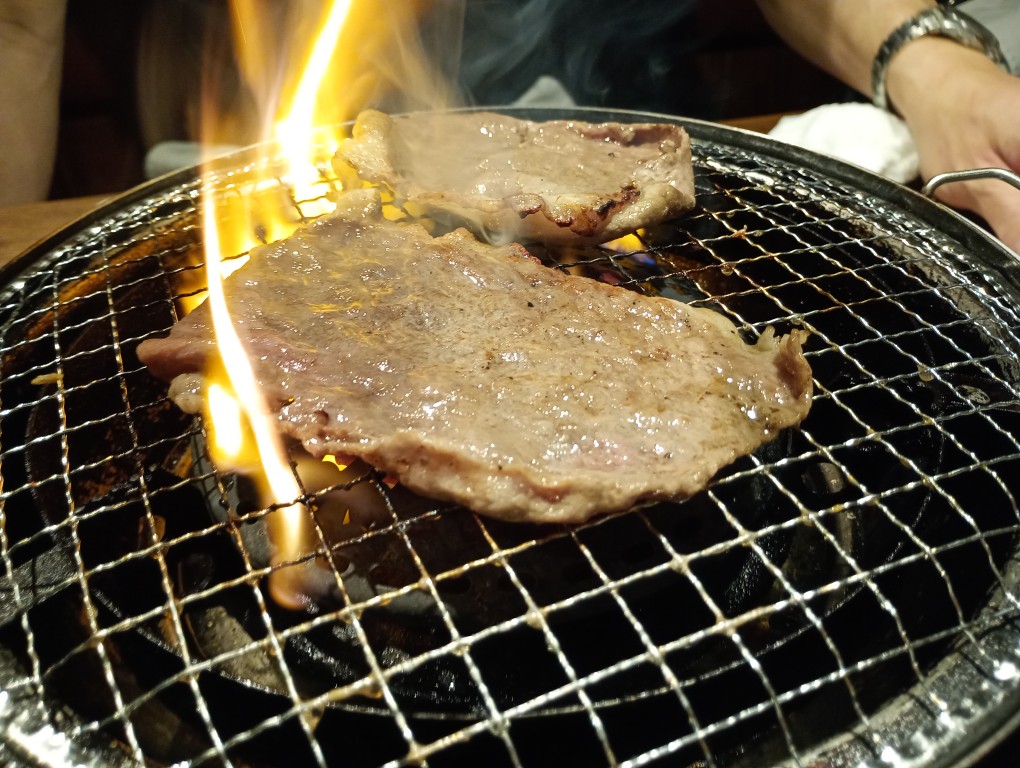 和牛卸直営焼肉 タンとハラミ まっちゃん　二日市　和牛赤身